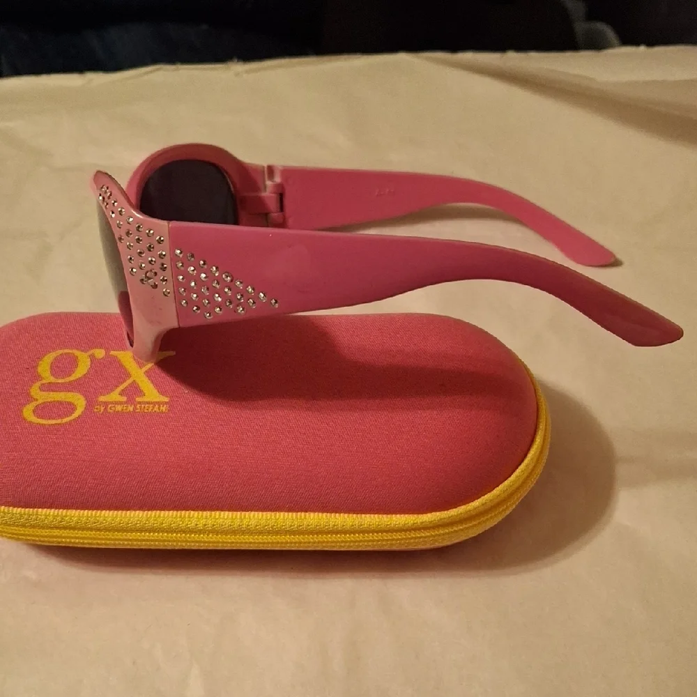 GX by Gwen Stefani Rose Sunglasses Girls